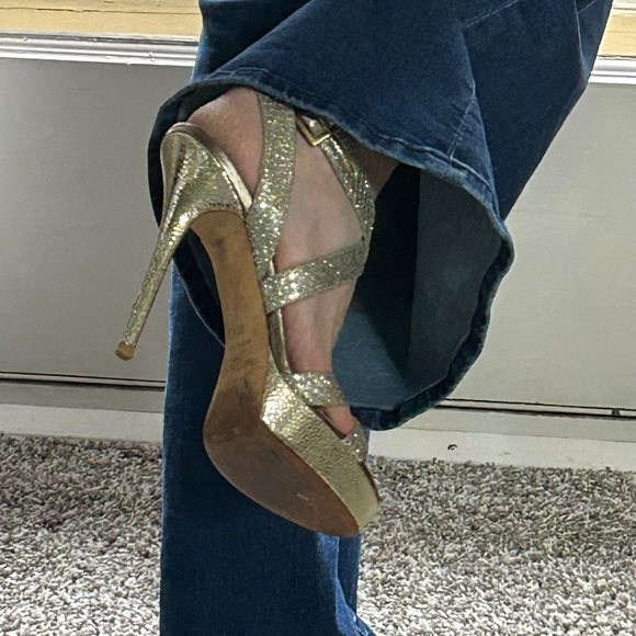 Jimmy Choo Glittering Silver Heels - Picture 13 of 16